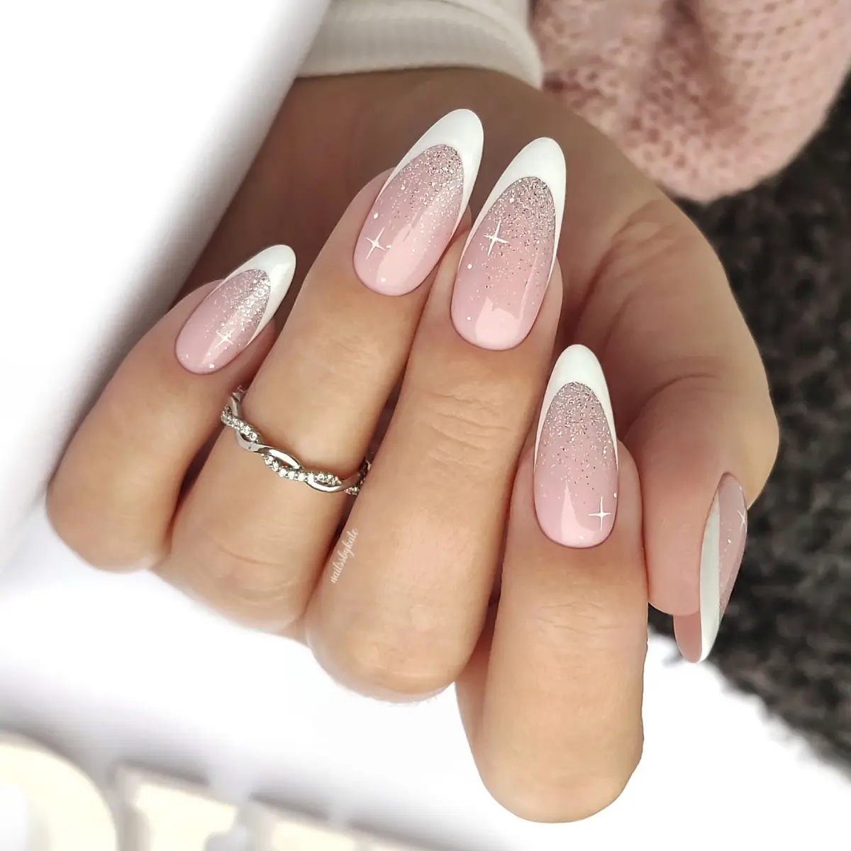 Lakier Hybrydowy UV Hybrid Lux Yoyo 6 ml - 208 - obrazek 4