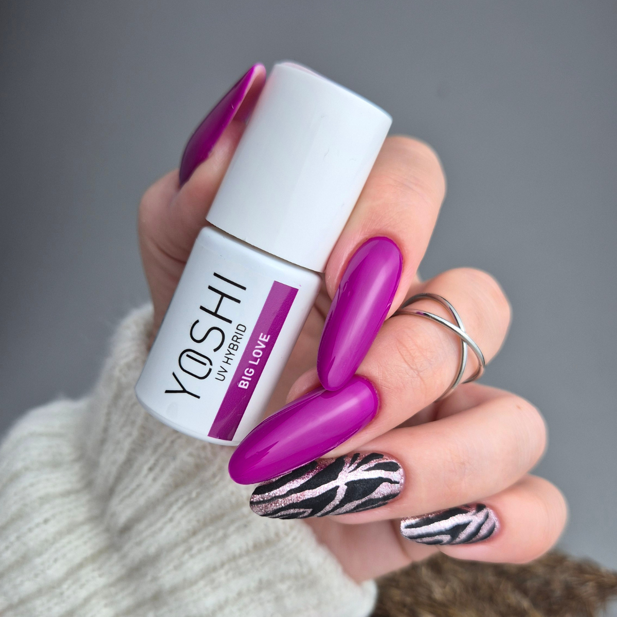 Lakier Hybrydowy UV Hybrid Big Love 6 ml - 618 - obrazek 4